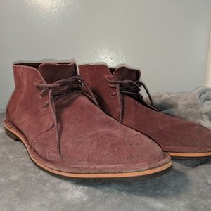 COLE HAAN CHUKKA BOOTS M12 SUEDE PLUM